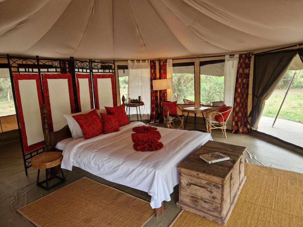 Dolly Farm & River Camp, Luxury Tents Usa River Экстерьер фото