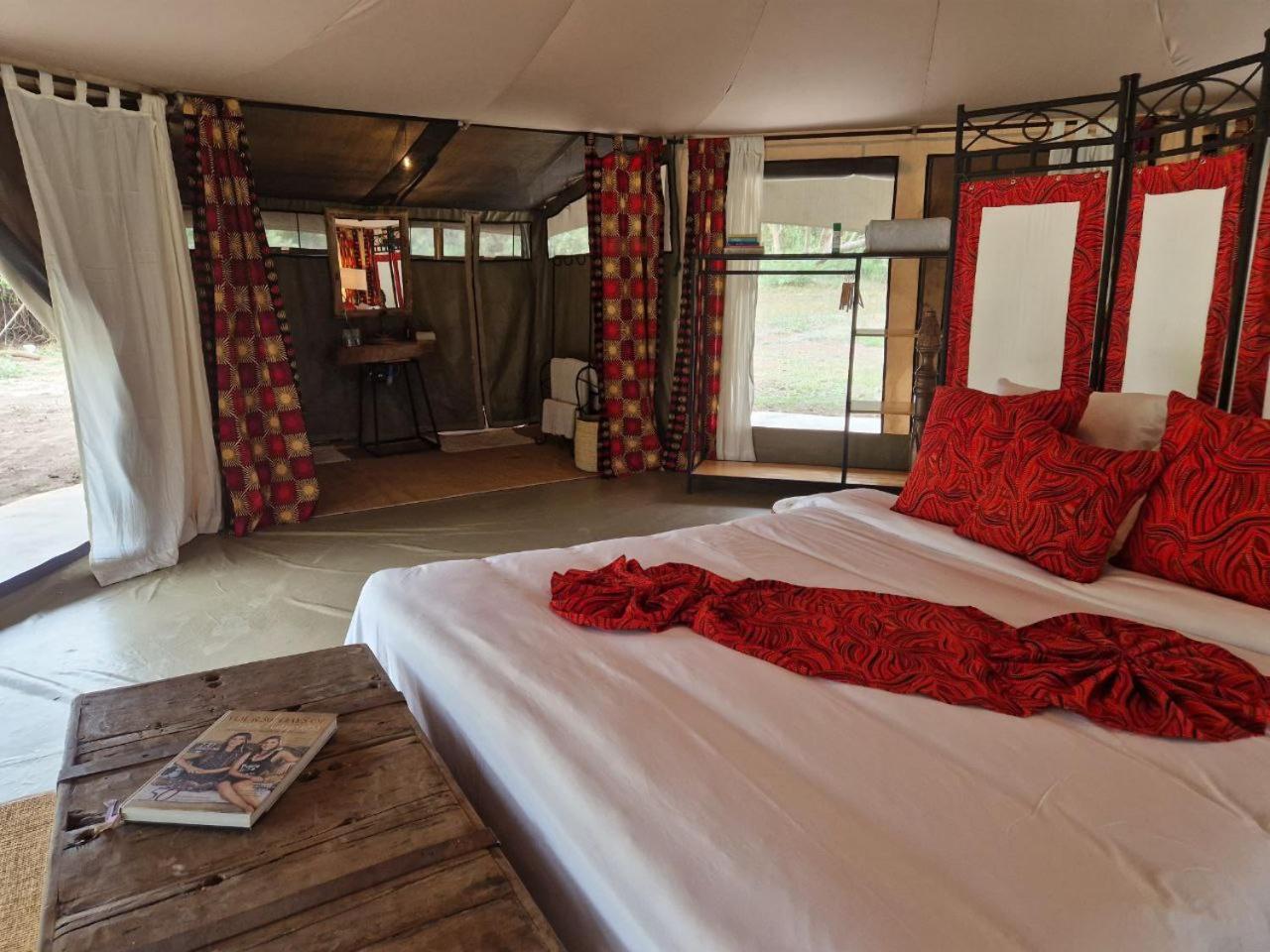 Dolly Farm & River Camp, Luxury Tents Usa River Экстерьер фото